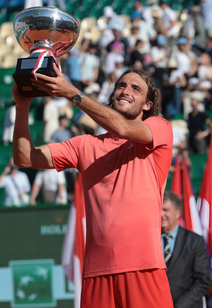 温网碾压联合杯，西西帕斯刷新纪录