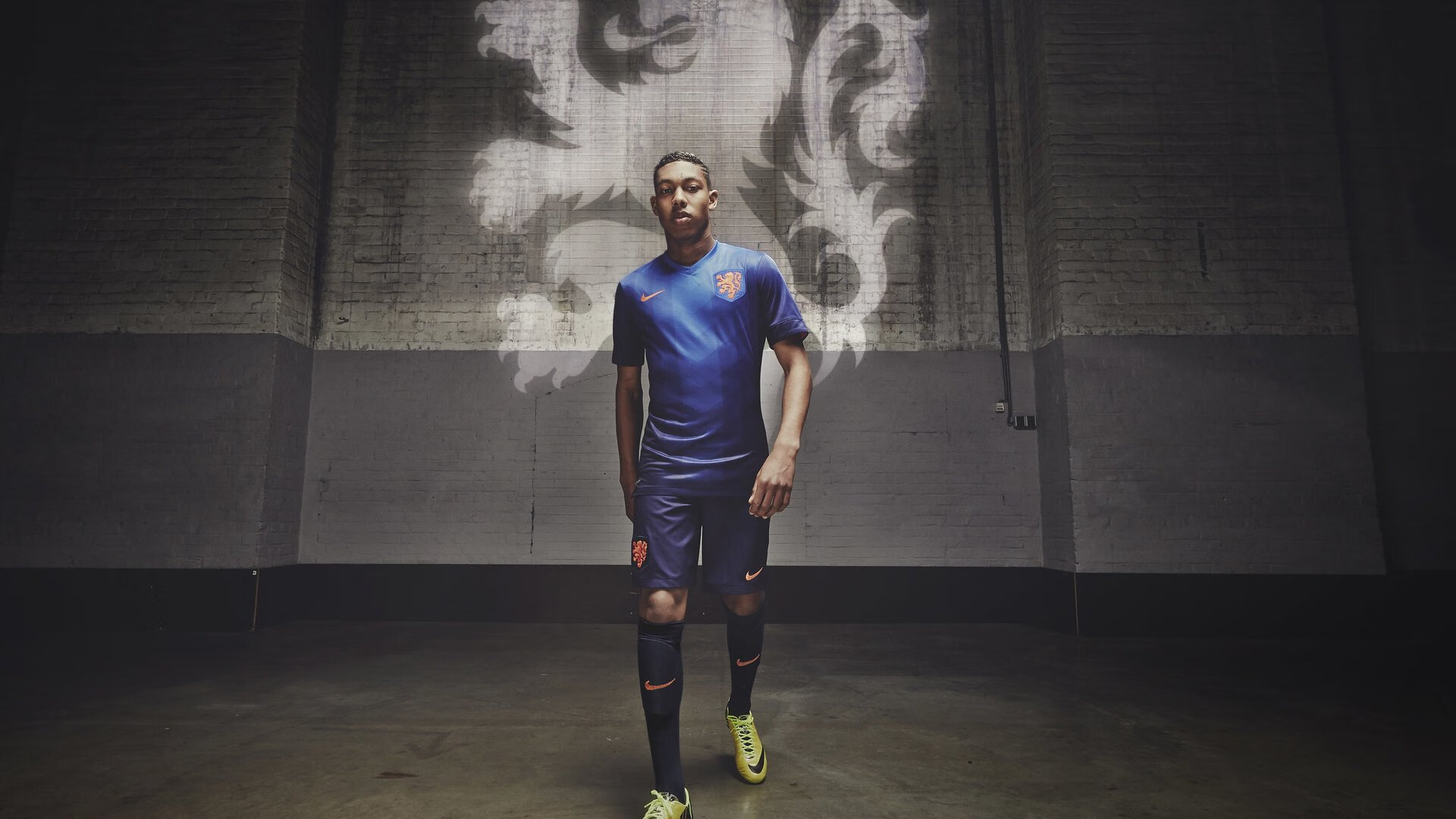 意甲焦点战之夜，特奥·埃尔南德斯，那个改写比赛的人